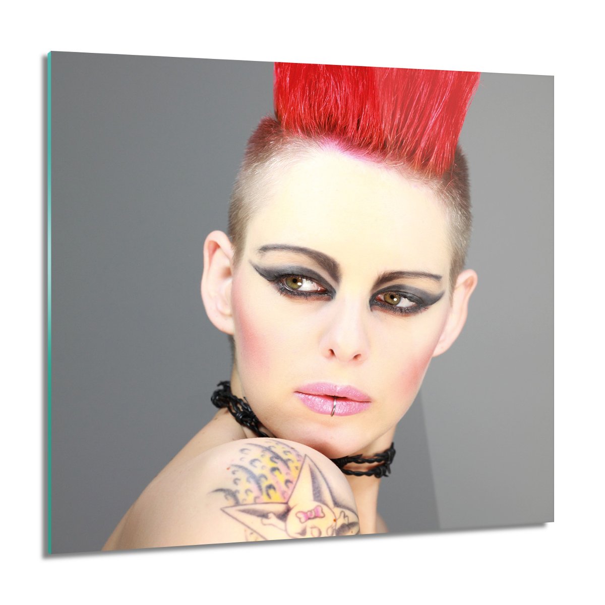 ArtprintCave Kobieta punk tatuaż do salonu obraz na szkle 60x60 cm