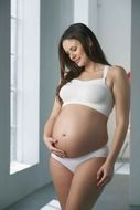 Medela, Biustonosz bezszwowy dla kobiet w ciąży i karmiących piersią