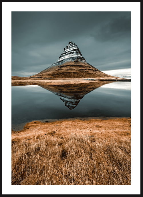 Poster Story Plakat Góra Kirkjufell wymiary 21 x 30 cm posterstory