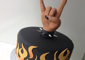 10 ikonicznych płyt, które każdy fan metalu powinien znać