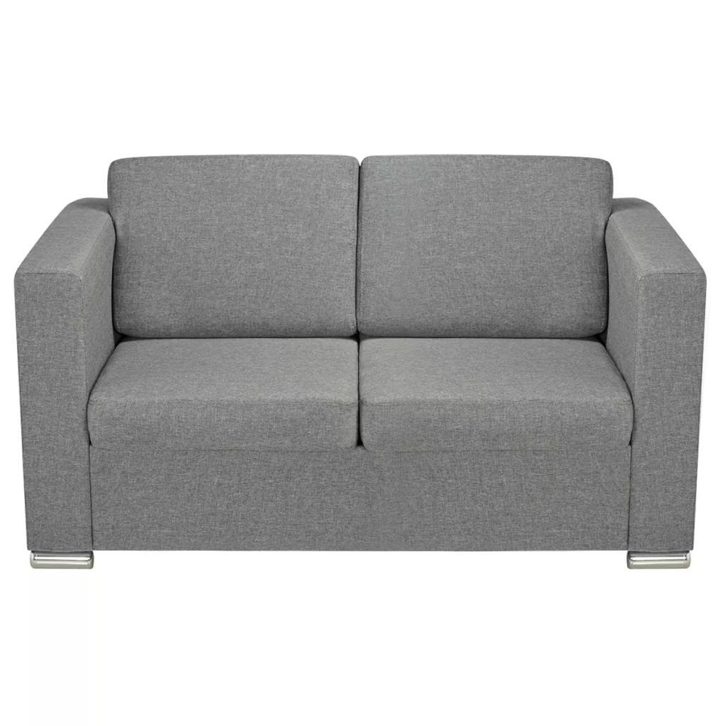 Маленький серый диван