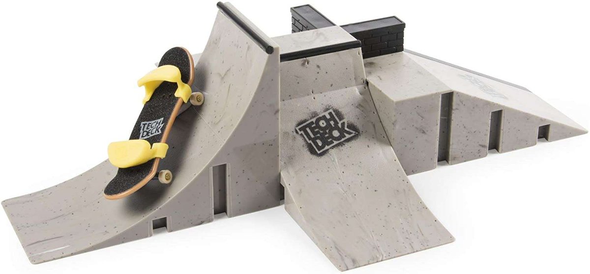 Spin Master Tech Deck FingerBoard Zestaw startowy rampy z deskorolką