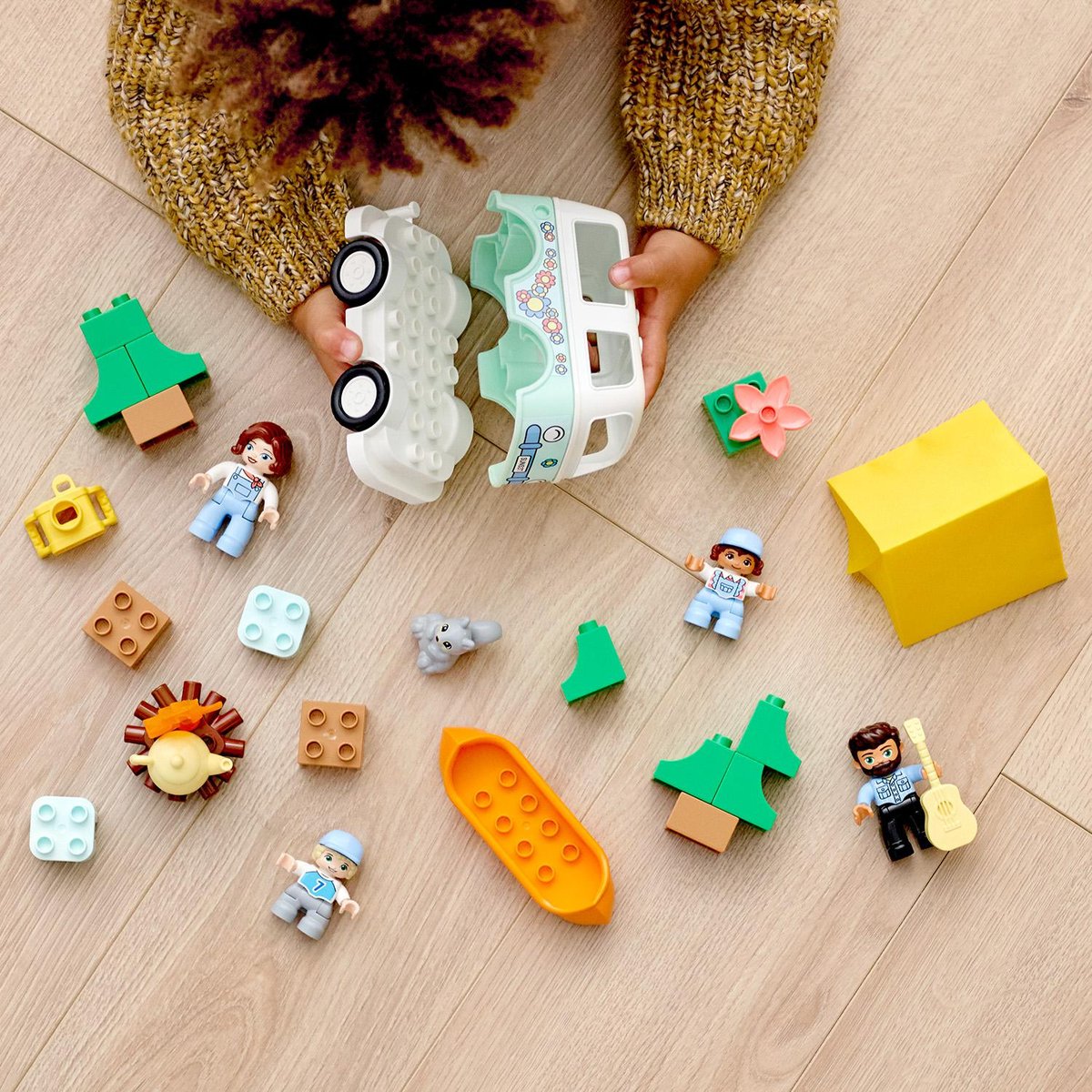 LEGO Duplo Town, Rodzinne biwakowanie, 10946 - LEGO | Sklep EMPIK.COM