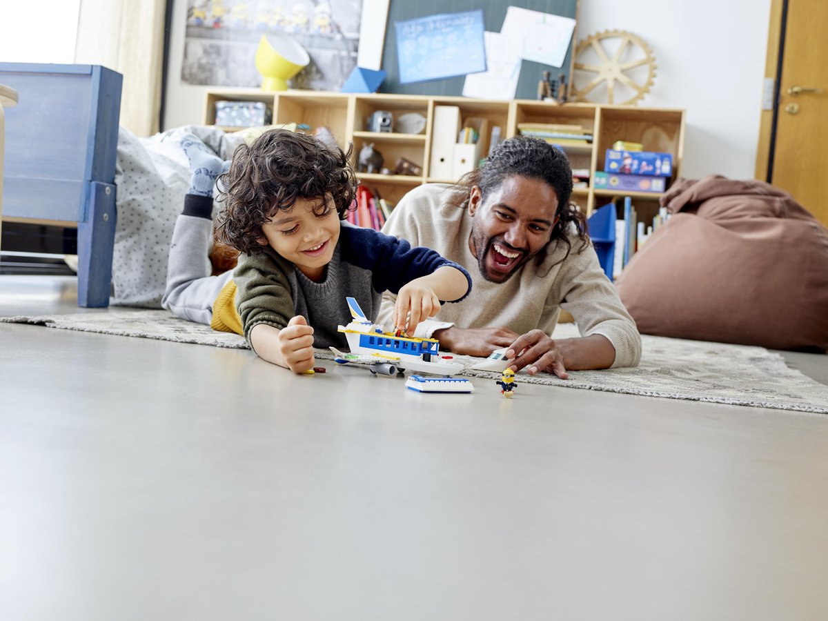 marigoldsさん専用２　1000 LEGO® 75547 LEGO® Minions 75547 Flugzeug Bausatz