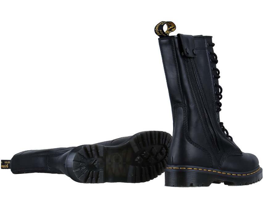 hanley dr martens