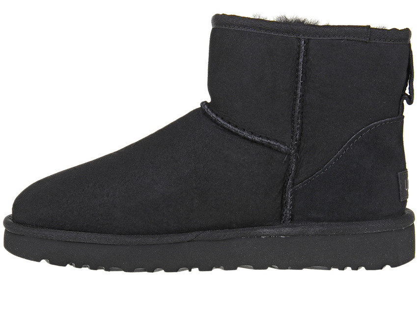 Ugg classic deals mini 37