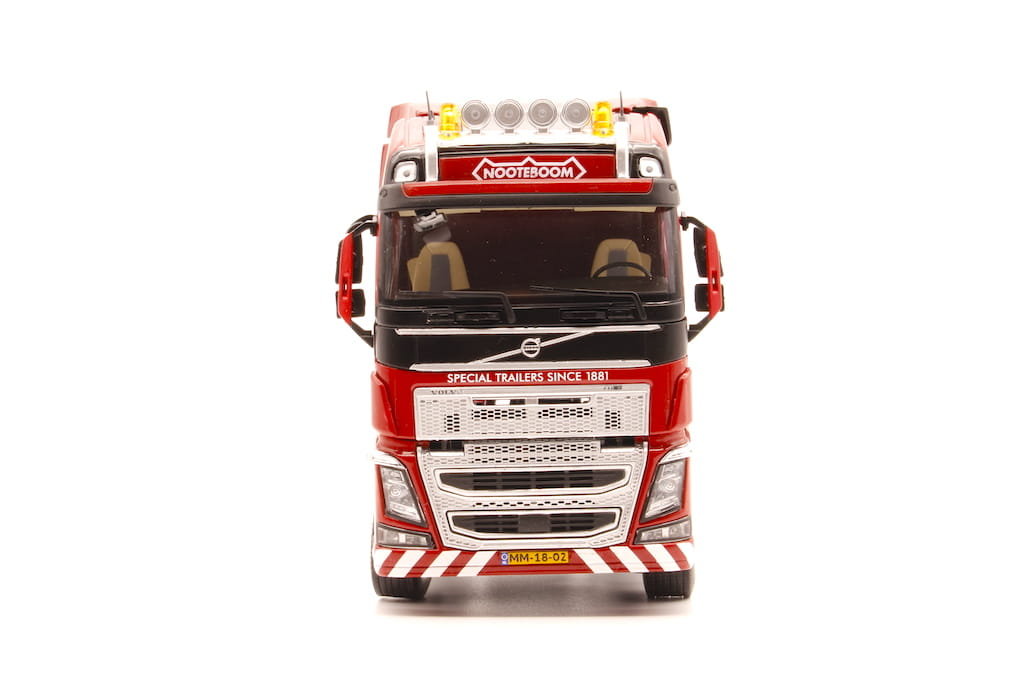 MarGe Models, Volvo FH16 4x2 Nooteboom Edition, skala 1/32