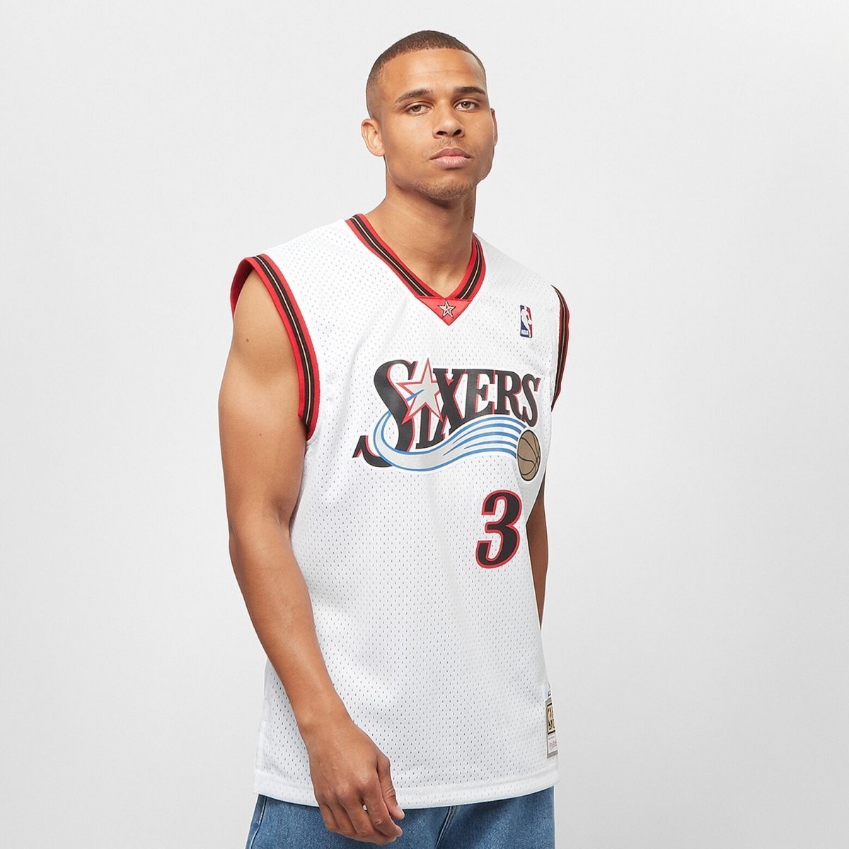 Mitchell & Ness NBA SWINGMAN JERSEY 2.0 - Philadelphia 76ERS 'A. IVERSON  #3', SMJYGS18201-P76BLCK00AIV