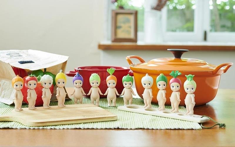 Sonny Angel - Mini laleczka z serii Sweets - 1 sztuka