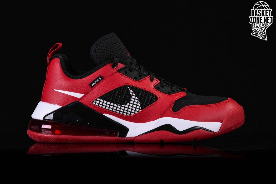 nike air jordan mars 270 low