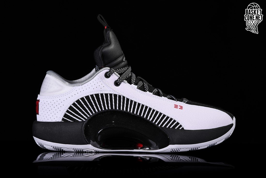 Nike Air Jordan 35 Low PF WhiteBlack です。 Tênis Air Jordan 35 Low PF 'White Black'