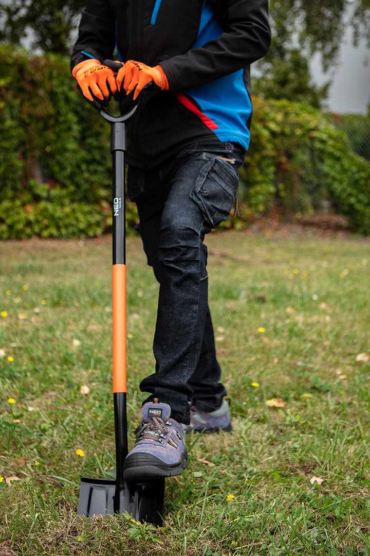 NEO TOOLS, Szpadel hartowany, metalowy trzonek, prosty, 95