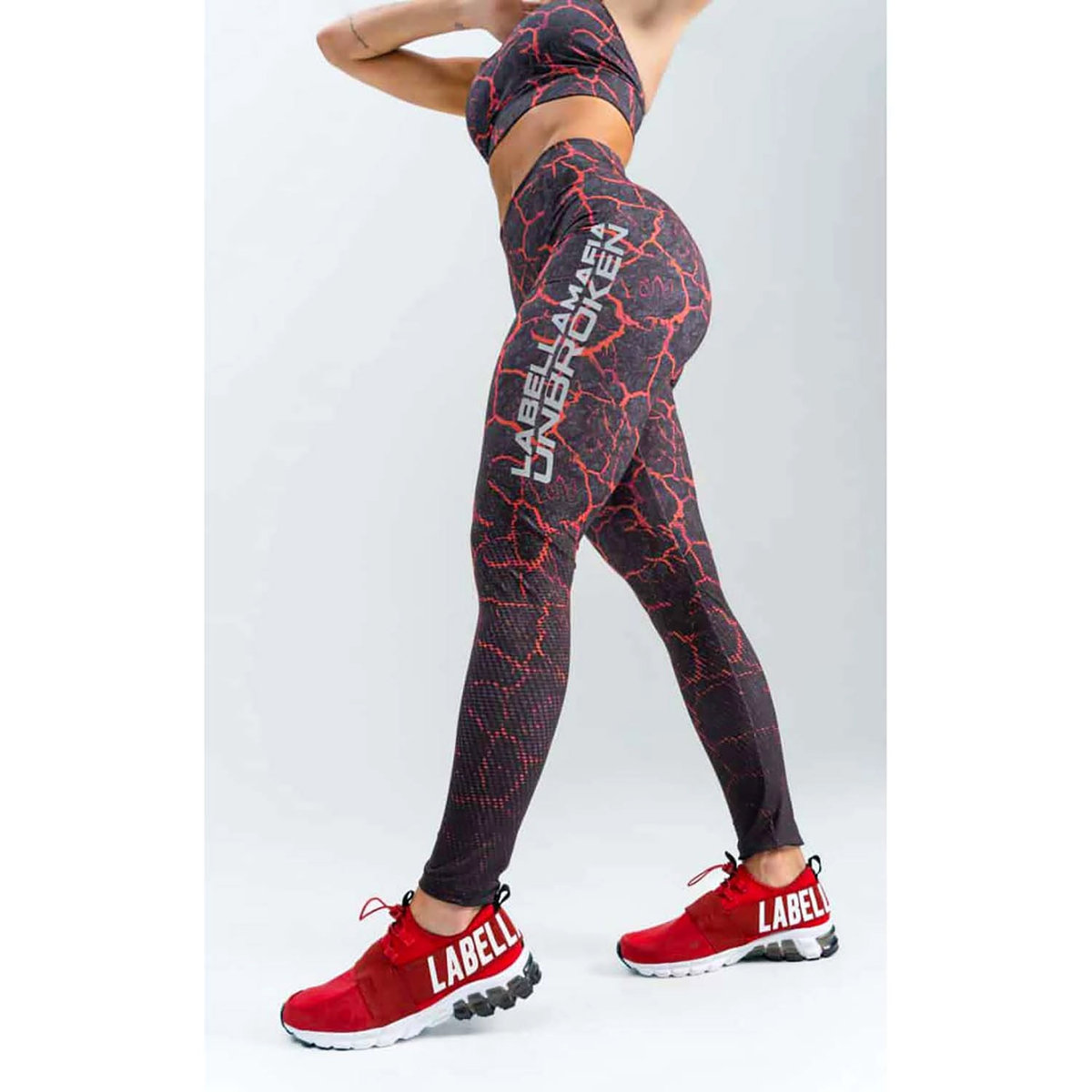 Zestaw fitness LABELLAMAFIA SET ( SPORTS BRA + LEGGING) UNBROKEN STAMPED-L  - Inna marka