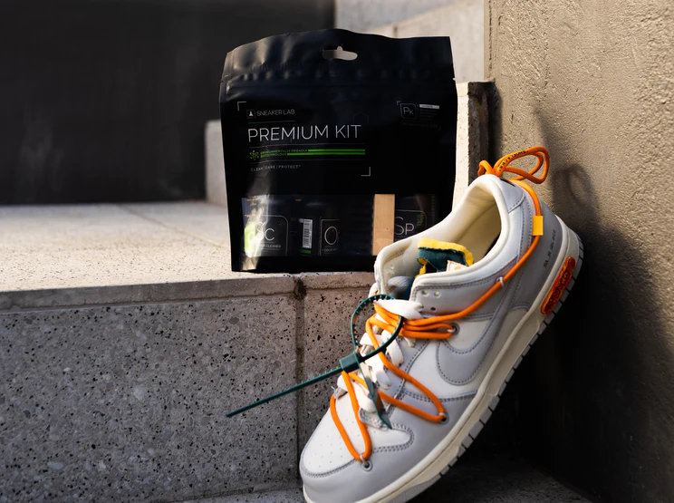 Sneaker LAB PREMIUM KIT (1x SNEAKER CLEANER 50ml 1x ODOR