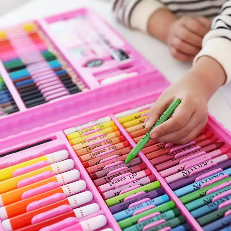 Zestaw Artystyczny Do Malowania Dla Dzieci Kredki Markery 208 El