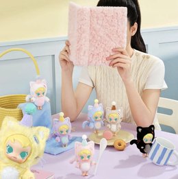 POP MART Baby Molly Pocket Friends Series - Vinyl Plush