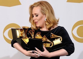 Grammy 2012 - triumf Adele