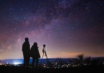 Astrofotografia dla początkujących – jak zrobić zdjęcia gwiazd?