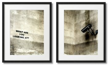 Banksy, Kamera, What Are You Looking At ? - DEKORAMA