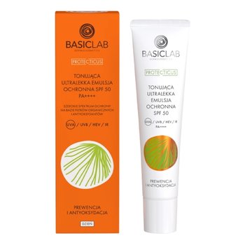 BASICLAB Tonująca ultralekka emulsja ochronna SPF 50 40 ml - BasicLab