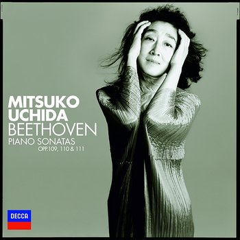 Beethoven: Piano Sonatas Nos.30, 31 & 32 - Mitsuko Uchida