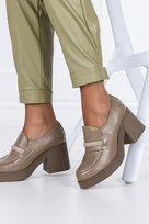 Beżowe mokasyny skórzane damskie na słupku z cyrkoniami PRODUKT POLSKI Casu 20157-39