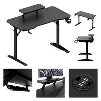 Biurko komputerowe Mark Adler Leader 5.1, z dużą półką na monitor dla lepszej ergonomii, wbudowaną ładowarką USB do szybkiego ładowania, uchwytem na słuchawki i napój dla wygody, systemem porządku kabli dla estetyki, solidną stalową konstrukcją dla stabilności, Czarny