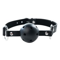 Black breathable ball gag with adjustable
strap. Admiranda