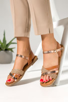 Brązowe sandały damskie na ozdobnej płaskiej podeszwie paski na krzyż Casu K24X15-T-38