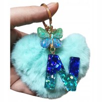 Breloczek Litera N z Puszystym Miętowym Sercem i Motylkiem