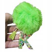 Brelok do kluczy literka K pompon zielony zawieszka prezent alfabet