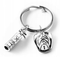 BRELOK STRAŻAKA Gaśnicą i Strażackim Hełmem breloczek faceta PREZENT