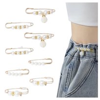 Broszka Złota Zestaw 8 Sztuk z Koralikami Ozdobna Agrafka Lekka Elegancka