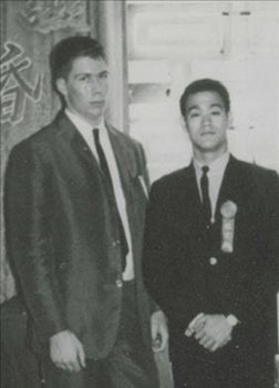 Bruce Lee: Sifu, Friend and Big Brother - Douglas Palmer