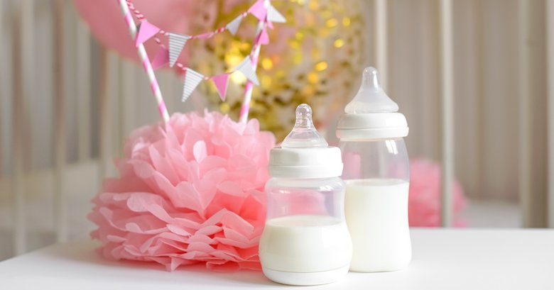 Butelki i smoczki – jakie wybrać dla niemowląt?