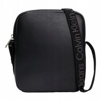 Calvin klein torba listonoszka ultralight reporter18 w/pkt pu czarna Calvin Klein