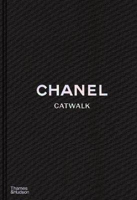 シャネル　CHANEL CAT WALK ♪ chanel-catwalk-the-complete-