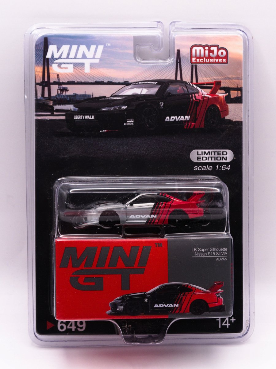 minigt ミニGT リバティウォーク　シルビア　S15 チェイス MINI GT 1/64 (ダイキャスト製) Nissan LB-Super Silhouette シルビア