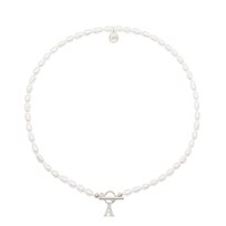 Choker z naturalnych pereł z literką N LUO