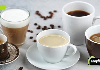 Czarna czy biała? – krótki przewodnik po rodzajach kawy