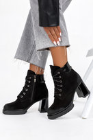 Czarne botki skórzane damskie na klocku sznurowane PRODUKT POLSKI Casu 60441-39