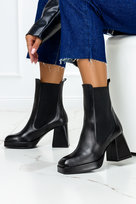 Czarne botki skórzane na klocku z gumkami po bokach PRODUKT POLSKI Casu 09162-41