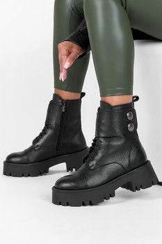 Czarne botki skórzane na platformie damskie trapery sznurowane z ozdobnym pasem PRODUKT POLSKI Casu 60454-38 - Casu