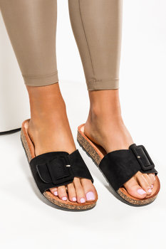 Czarne klapki damskie z szerokim paskiem klamra profilowana korkowa podeszwa Casu 2411-1-37 - Casu