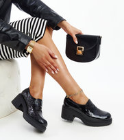 Czarne lakierowane półbuty na słupku Sanelma-37