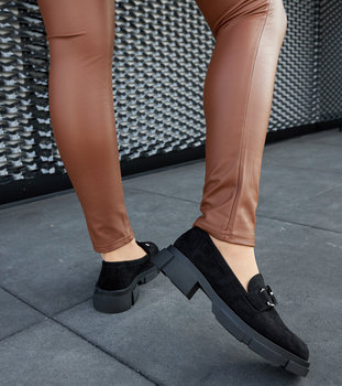 Czarne masywne mokasyny z klamerką Alfredino-38 - Inna marka