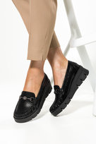 Czarne mokasyny skórzane damskie na koturnie ozdoba z cyrkoniami wzór wężowy PRODUKT POLSKI Casu 989B-37