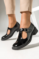 Czarne półbuty skórzane damskie lakierowane z wycięciami PRODUKT POLSKI Casu 585-39