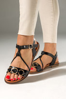 Czarne sandały damskie płaskie złota ozdoba Casu K24X6-B-40