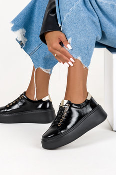 Czarne sneakersy skórzane lakierowane damskie buty sportowe sznurowane na platformie PRODUKT POLSKI Casu 2290-36 - Casu